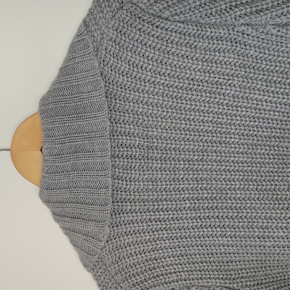 MERONA Light Gray Knit Cardigan size Medium - Picture 9 of 13